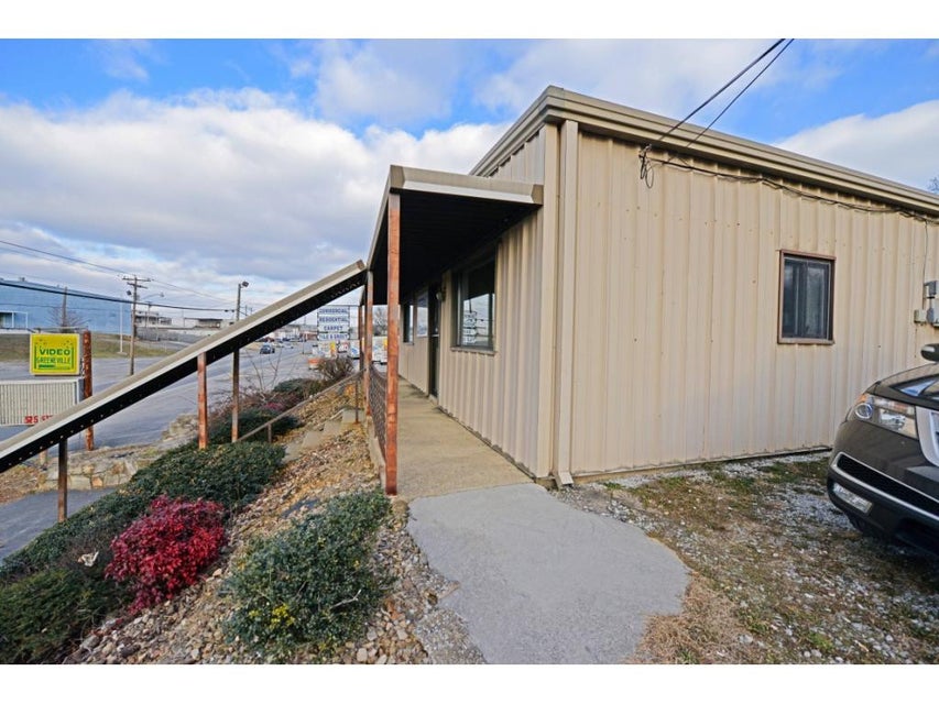 Photo #2: 1100 Snapps Ferry Road