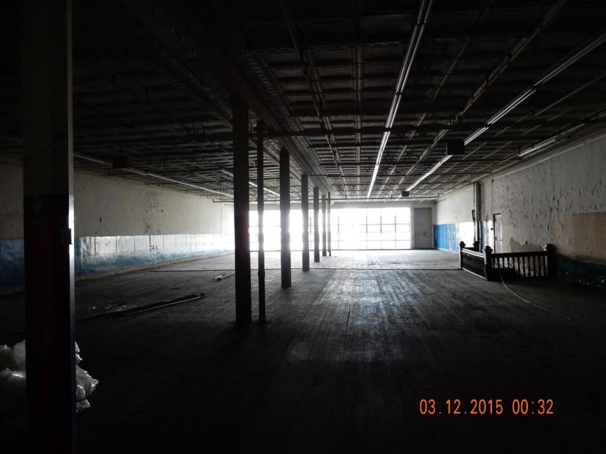 Photo #6: 610-612 State Street