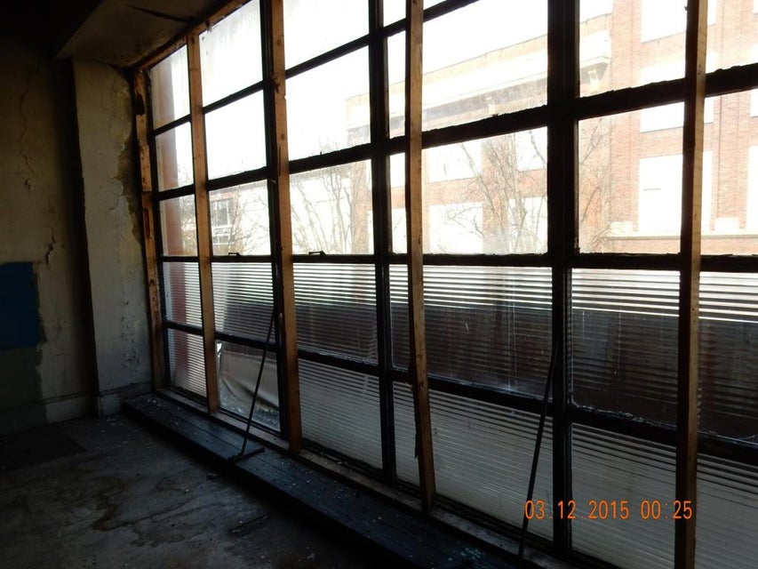 Photo #5: 610-612 State Street