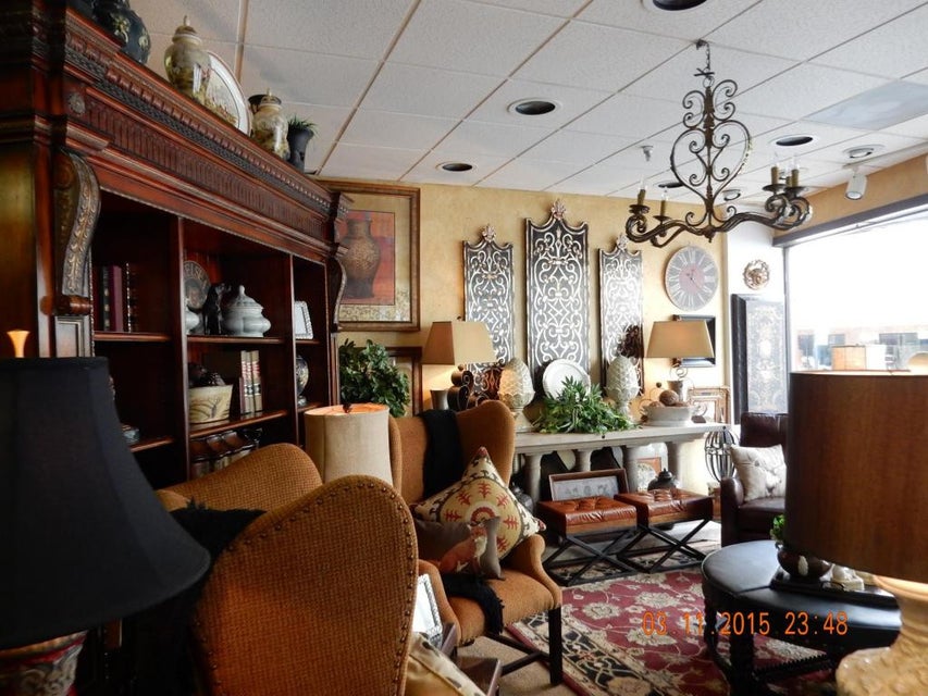Photo #1: 610-612 State Street