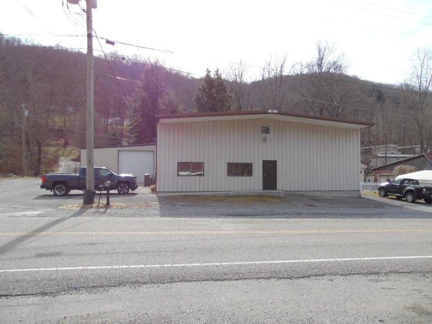 Photo #2: 1631 MAIN Avenue