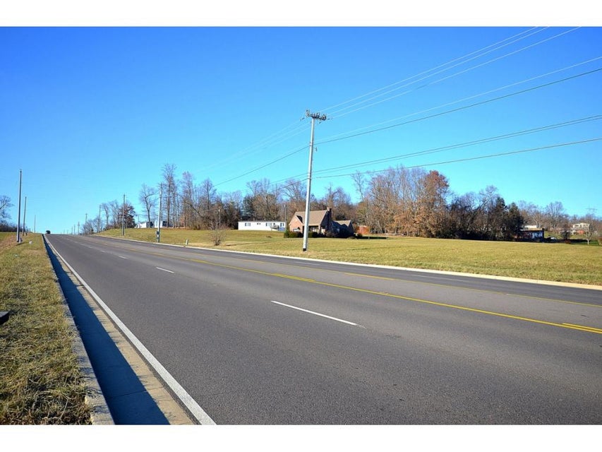 Photo #32: 5840 Kingsport Highway