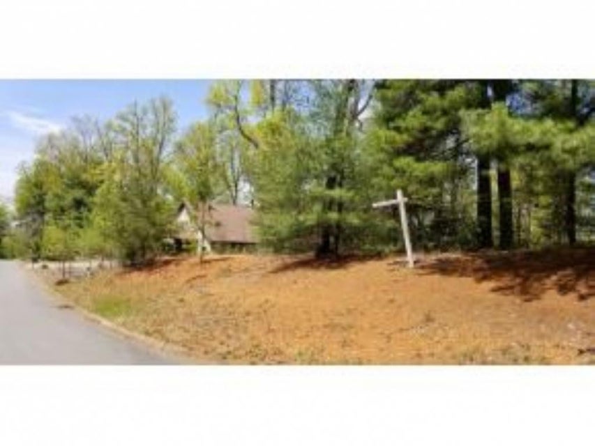 Photo #25: Tr 25 Mountain Laurel Court