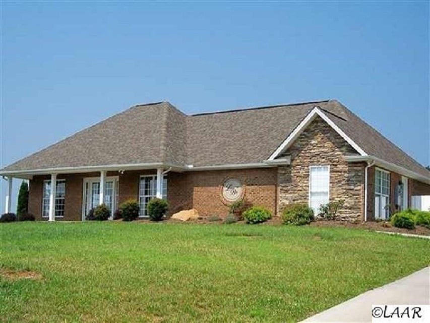 Photo #19: 8028 Mountain Ridge Drive