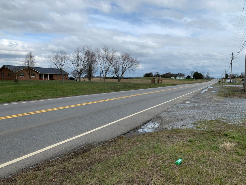 Photo #3: 00 Andrew Johnson Highway