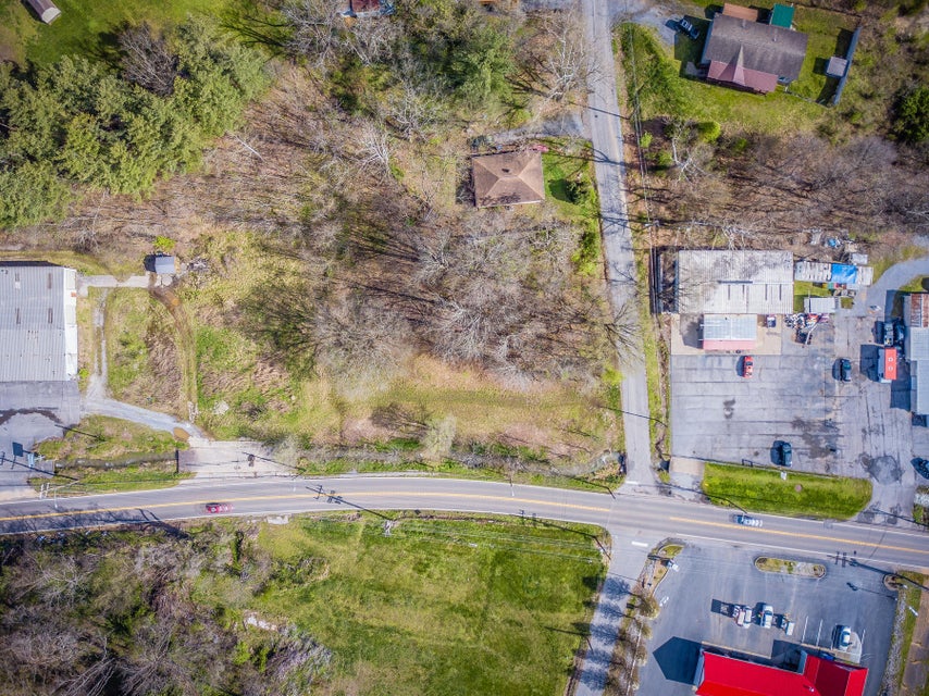 Photo #10: 1005&1009 Bloomingdale Road