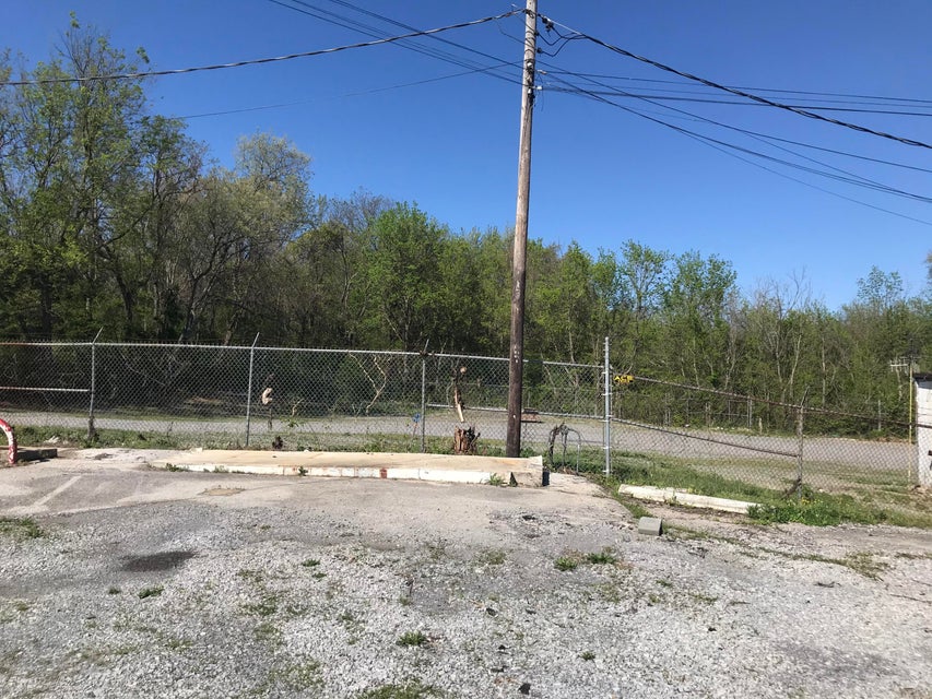 Photo #10: 585 Andrew Johnson Highway