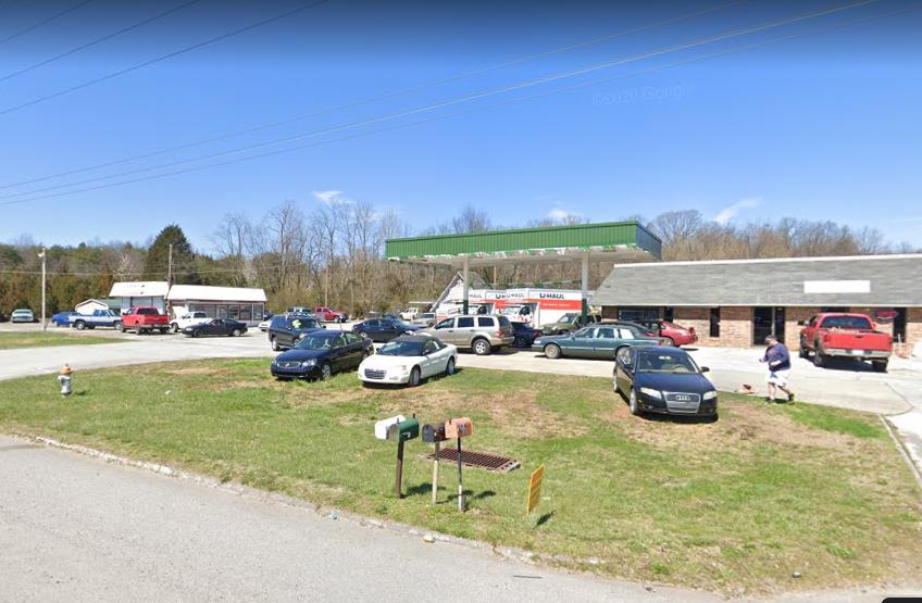 Photo #48: 585 Andrew Johnson Highway