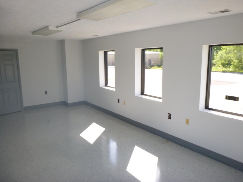 Photo #5: 3016 &3020 Brookside Drive