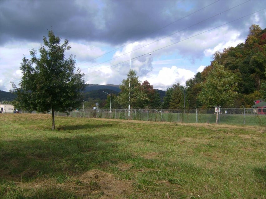 Photo #2: 00 Elk Avenue