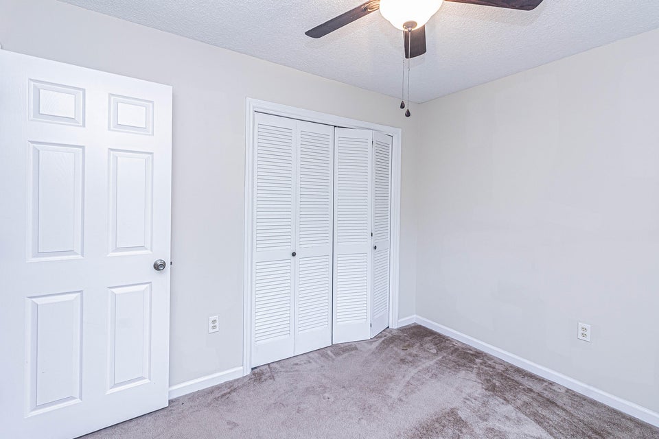 Photo #23: 401-415 Parkridge Drive