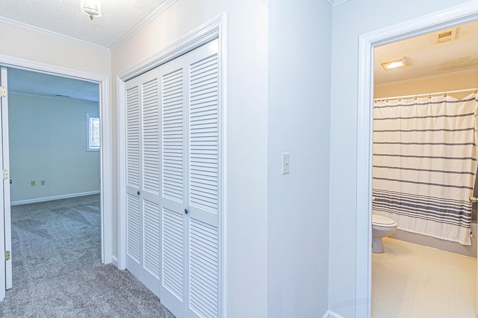 Photo #39: 401-415 Parkridge Drive