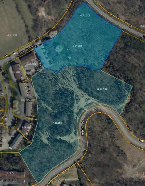 Photo #2: 401-415 Parkridge Drive