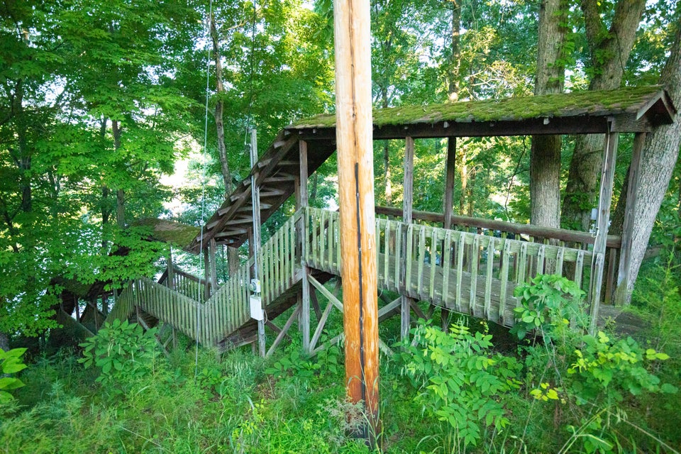 Photo #20: 259 Crussell Drive