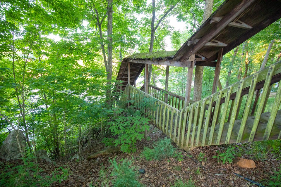Photo #25: 259 Crussell Drive