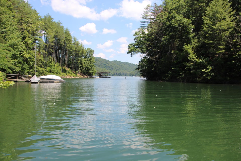 Photo #1: 8 Oak Point Place