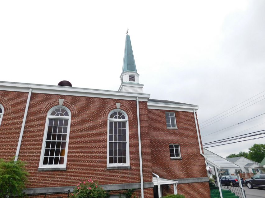 Photo #4: 2400 Broad Street