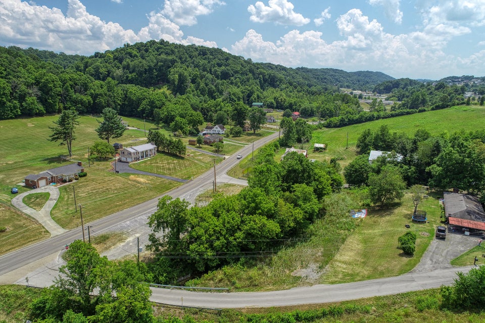 Photo #9: 956 Rock Springs Road