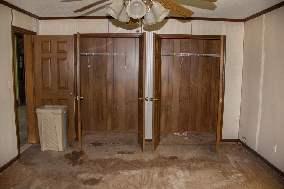Photo #15: 9117 Greely Gilmer Road