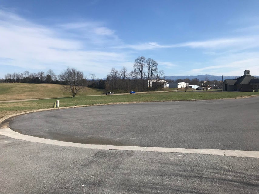 Photo #66: 1435 70 Tn Hwy Bypass / Heritage Court