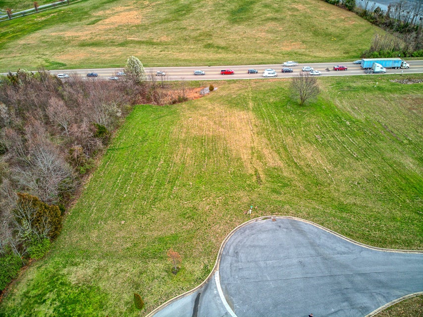 Photo #7: 1435 70 Tn Hwy Bypass / Heritage Court