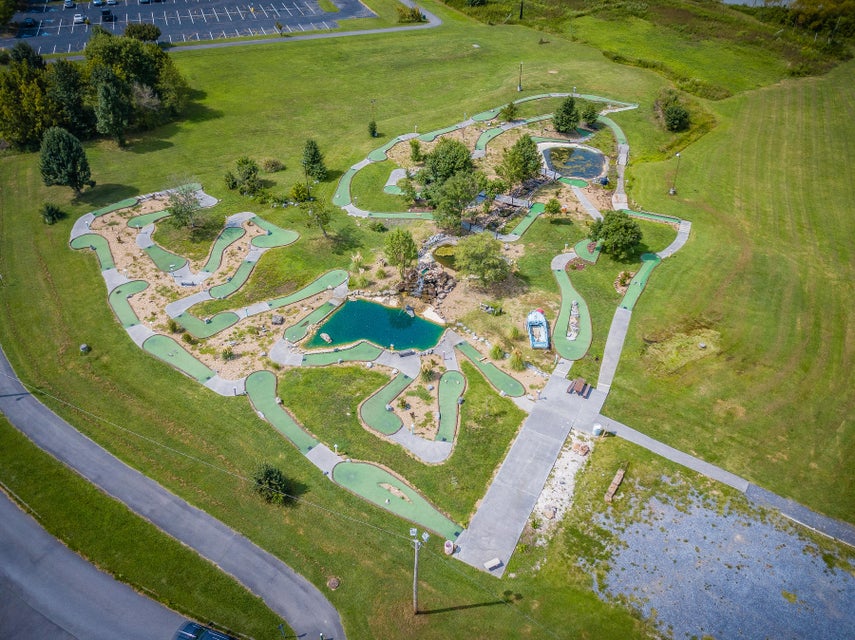 Photo #8: 2000 Stonebrook Place