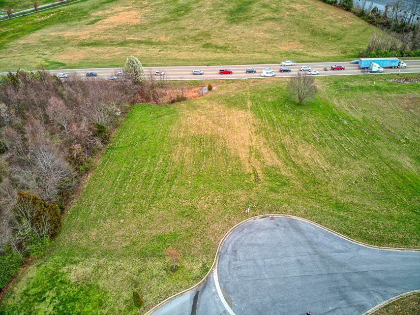 Photo #6: 1435 70 Tn Hwy Bypass / Heritage Court