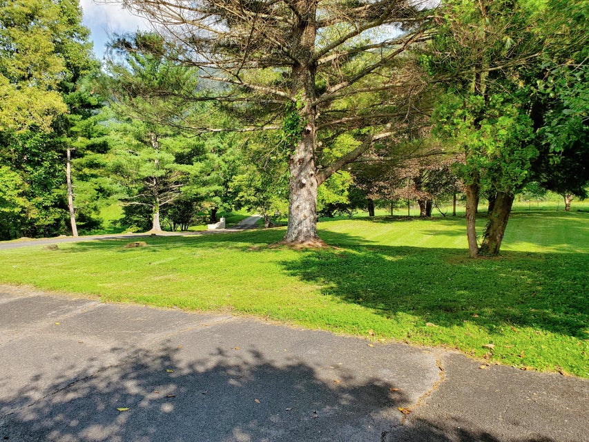 Photo #13: 5637 Powell Valley Road