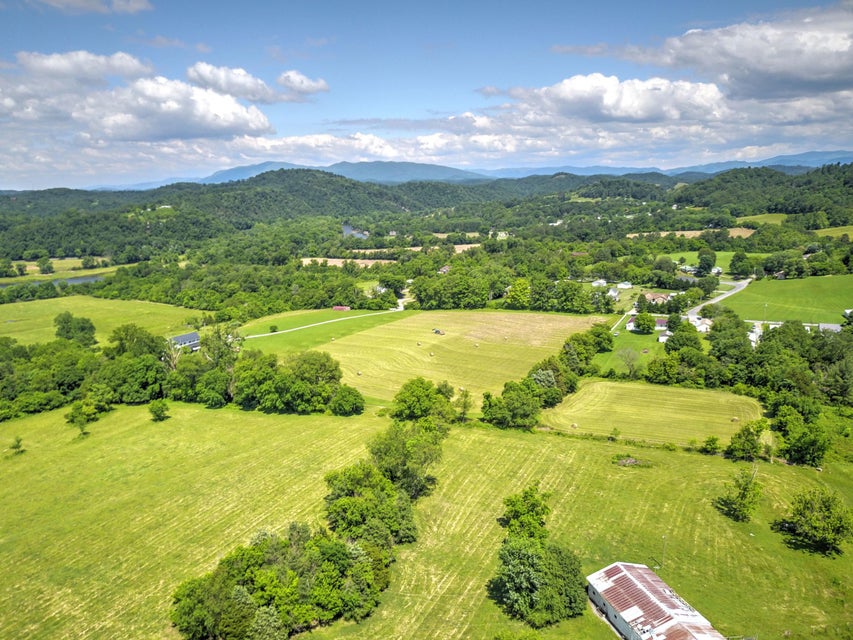 Photo #6: 112 Harber Lane