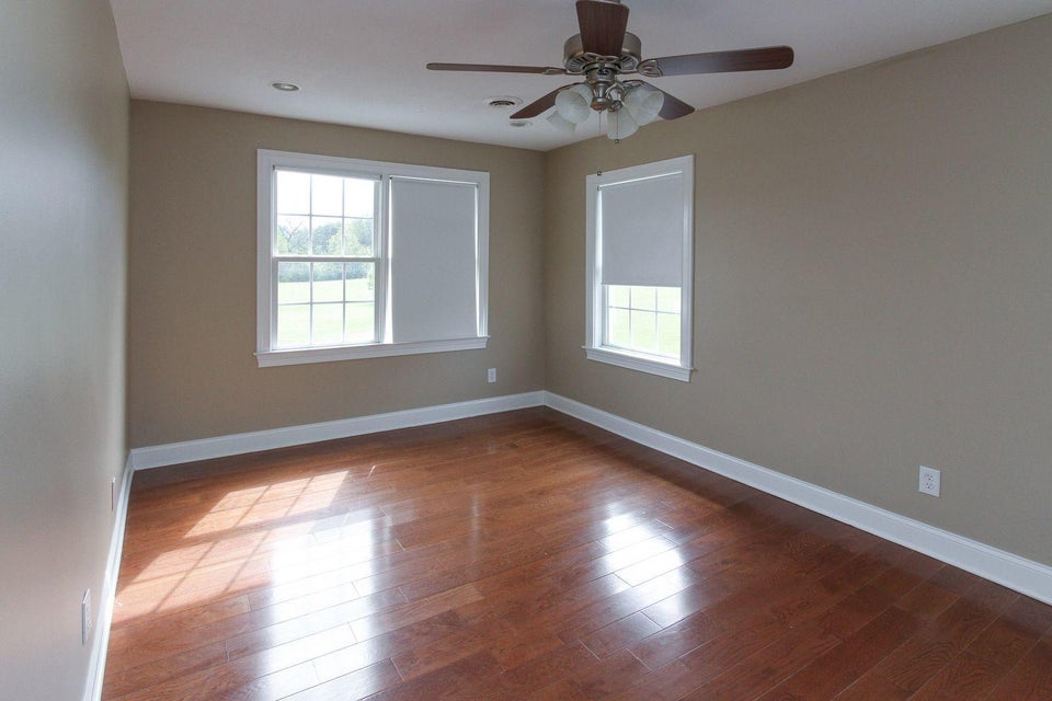 Photo #36: 112 Harber Lane