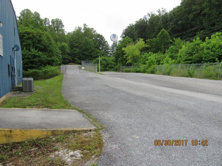 Photo #3: 4757 Bluff City Highway