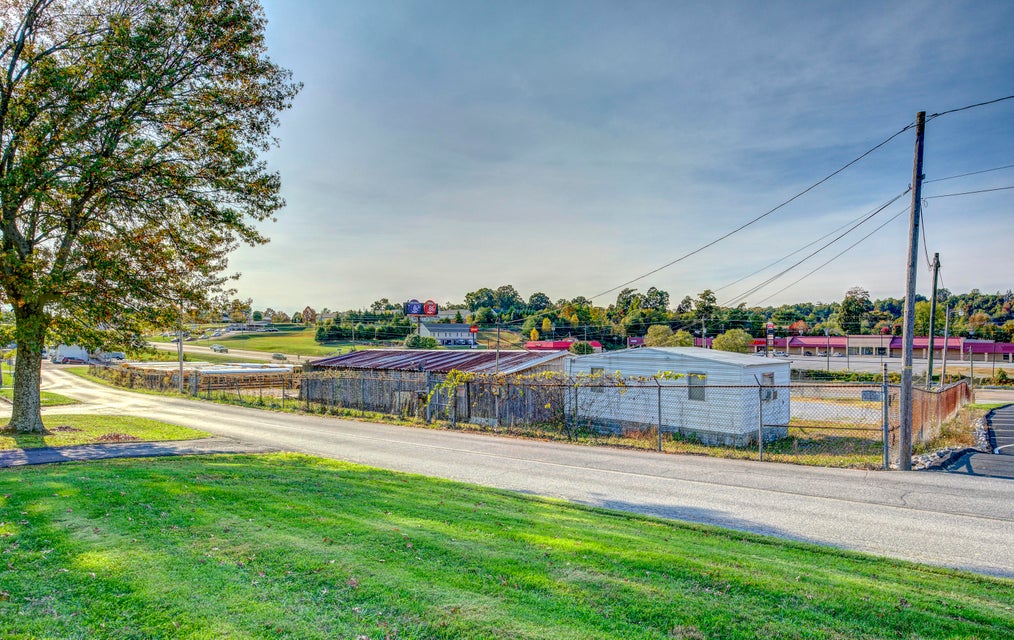 Photo #25: 5685 Hwy 11 E