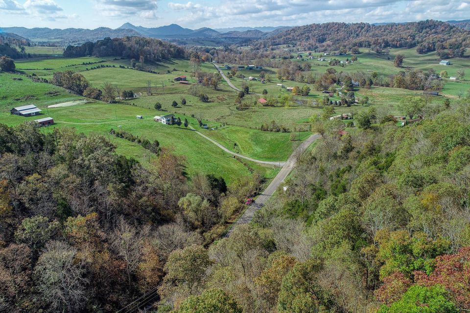 Photo #6: 582 Shanks Gap Road