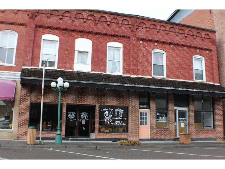 Photo #2: 132 Jackson Street
