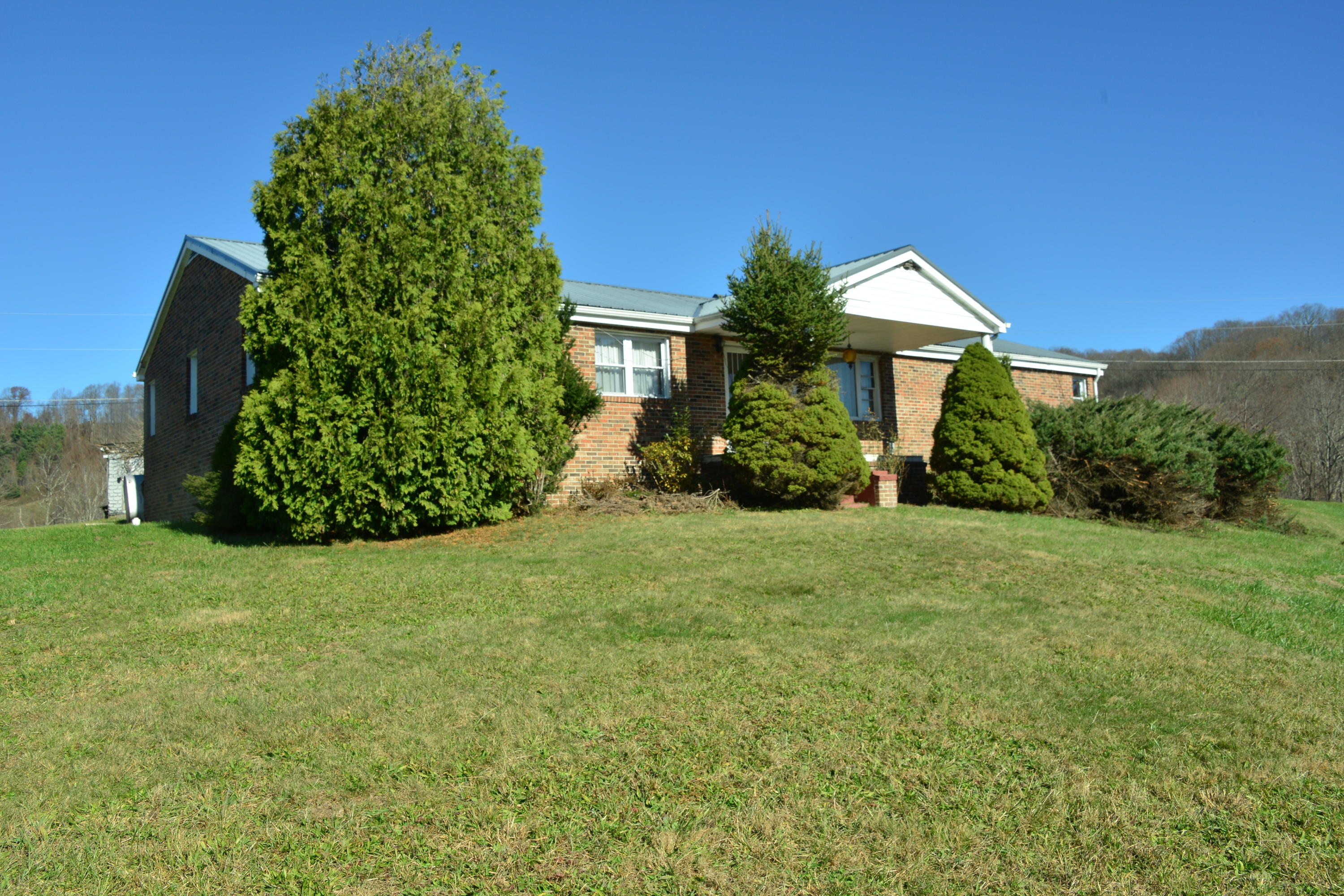 Photo #8: 6333 Horizon Road