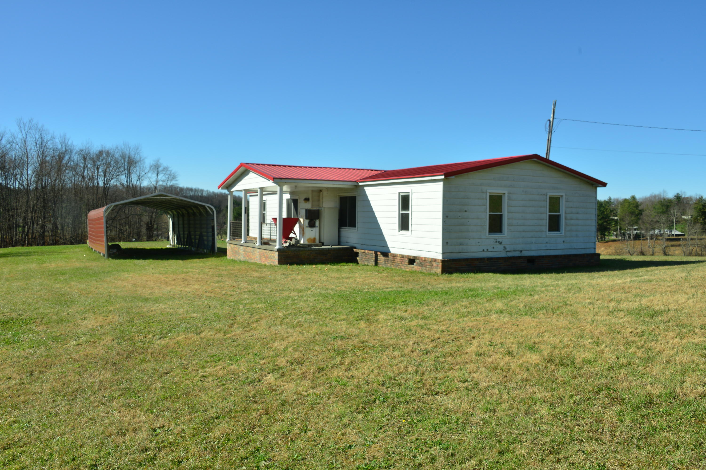 Photo #3: 6325 Horizon Road