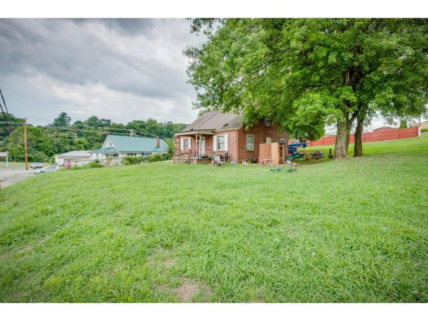 Photo #3: 5040 Fort Henry Drive