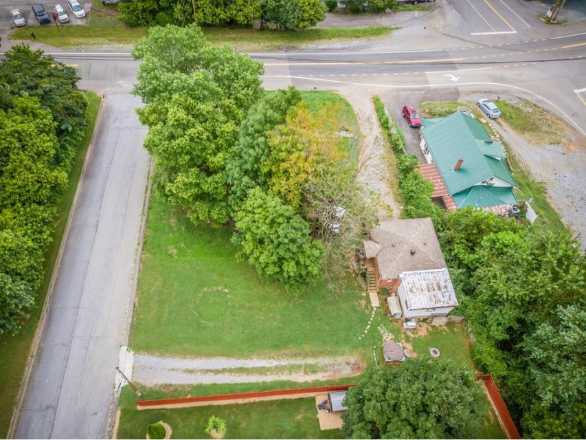 Photo #8: 5040 Fort Henry Drive