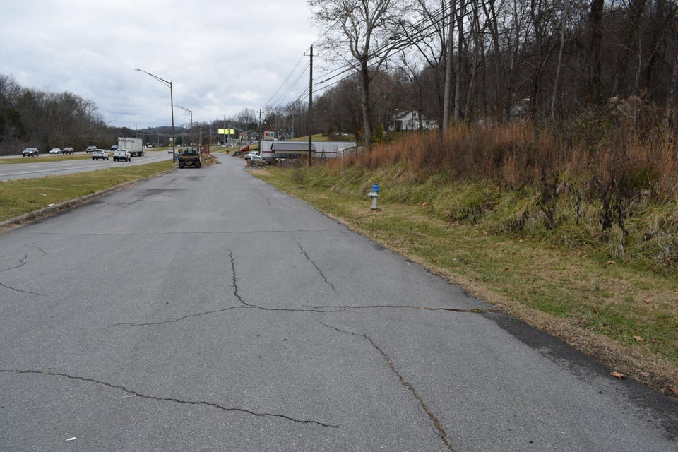 Photo #11: 4439 Bristol Highway