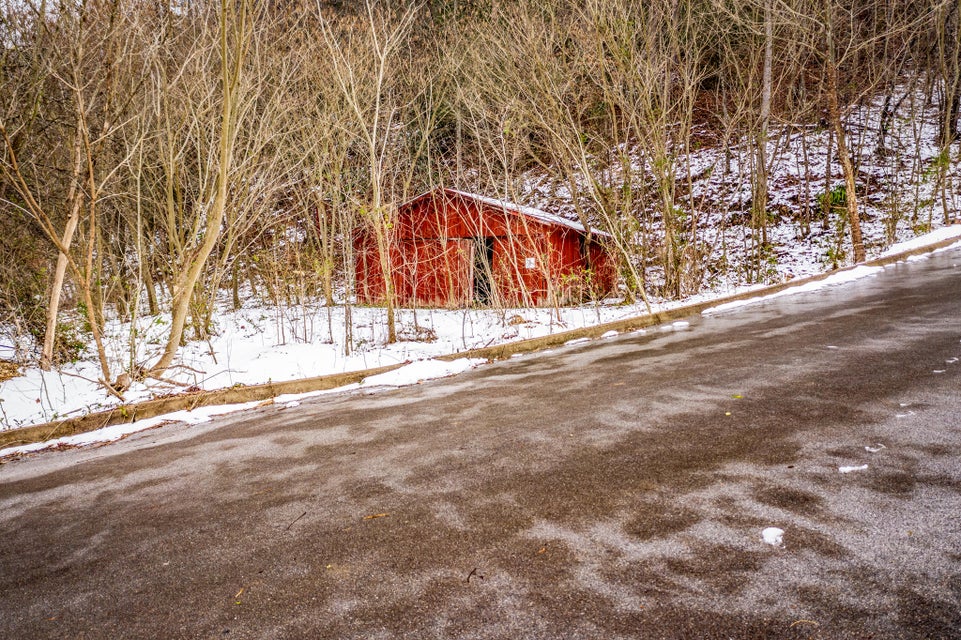 Photo #23: 2481 Happy Hollow Road