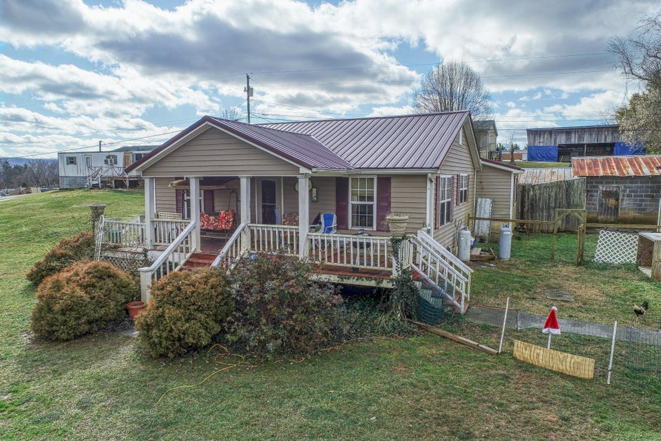 Photo #5: 110 Ferry Road