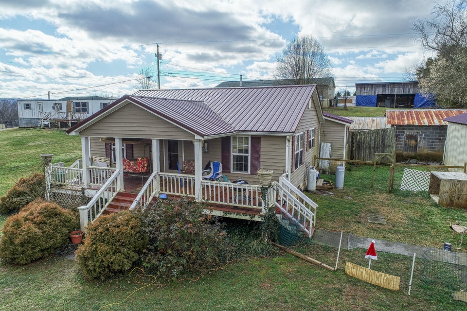 Photo #6: 110 Ferry Road
