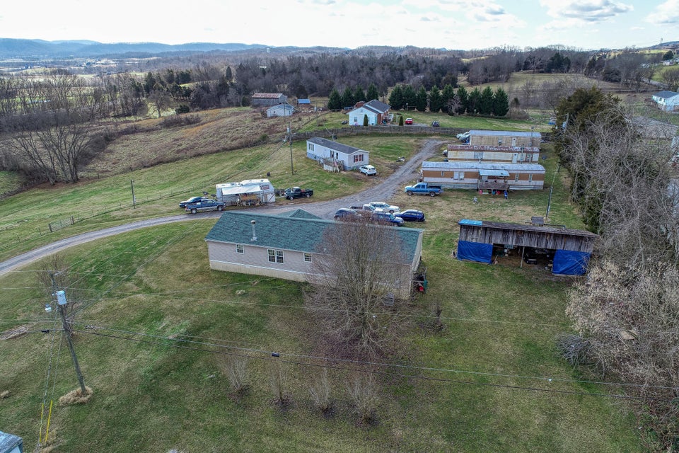 Photo #27: 110 Ferry Road