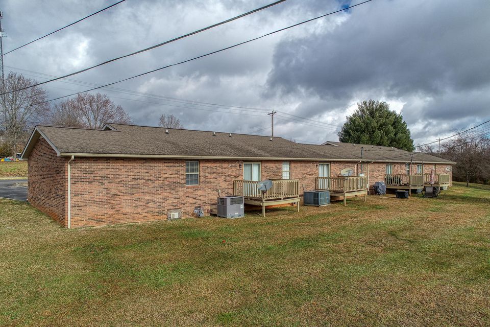 Photo #14: 2604/2608 Mayfield Drive