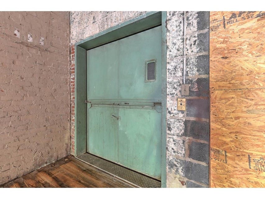 Photo #15: 212 Broad Street