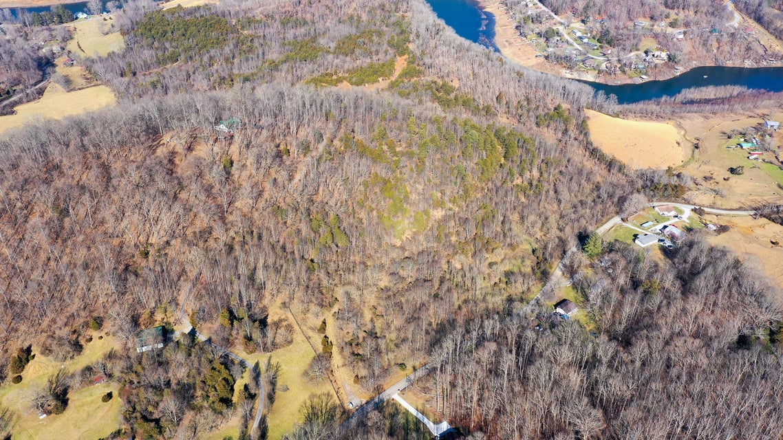 Photo #6: 1225 Hunting Hill Road
