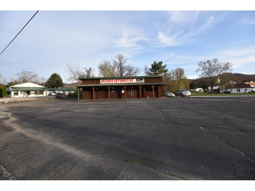 Photo #2: 1104 Main Avenue