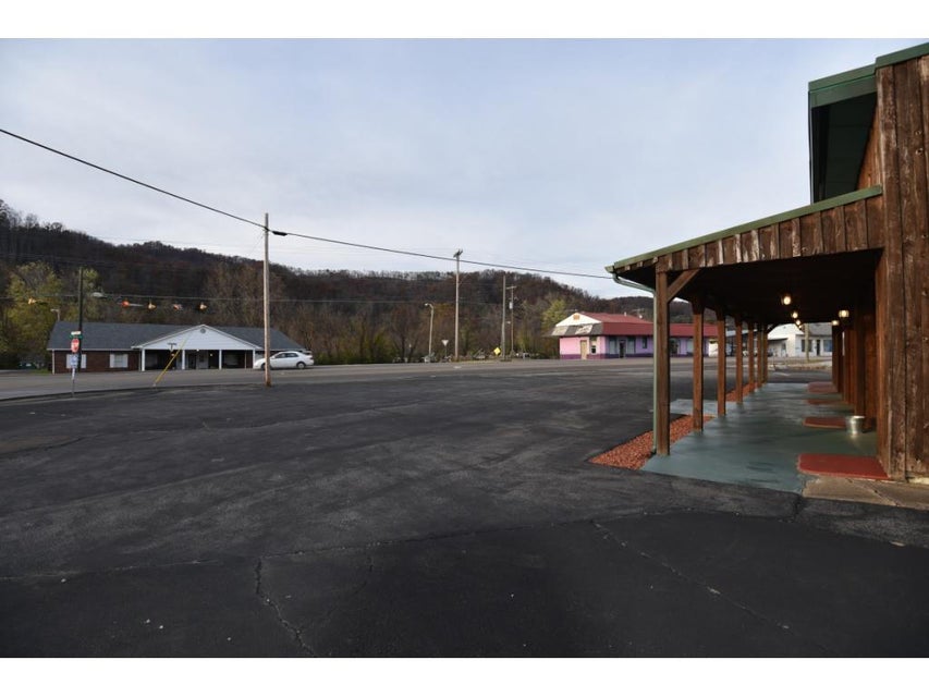 Photo #13: 1104 Main Avenue