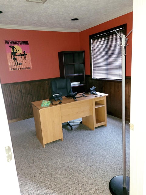 Photo #6: 230 Chase Street