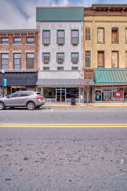 Photo #2: 505 State Street